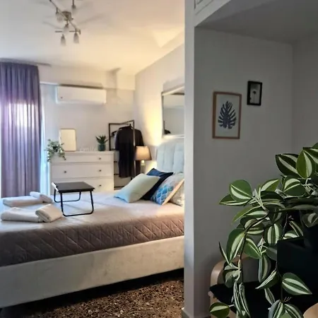 Apartment Chic Near Acropolis - Avdi Square Athens