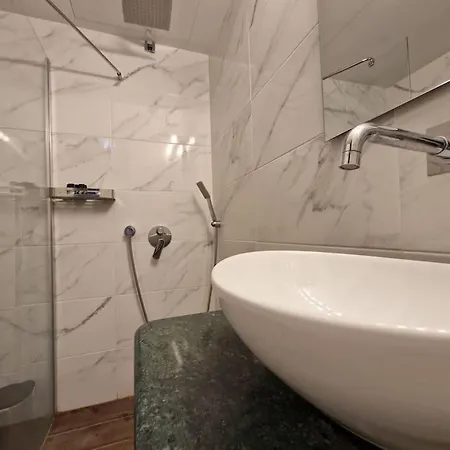 Apartment Chic Near Acropolis - Avdi Square *