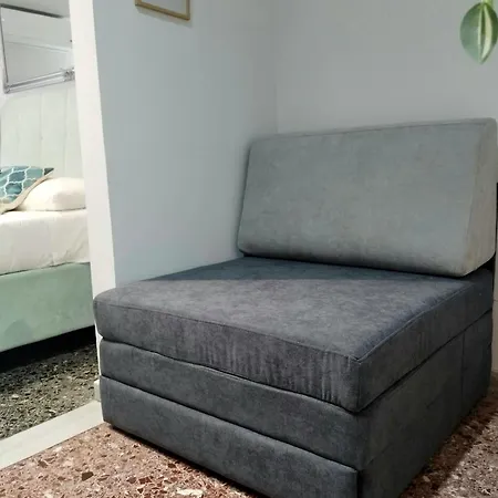 Chic Near Acropolis - Avdi Square Apartment *