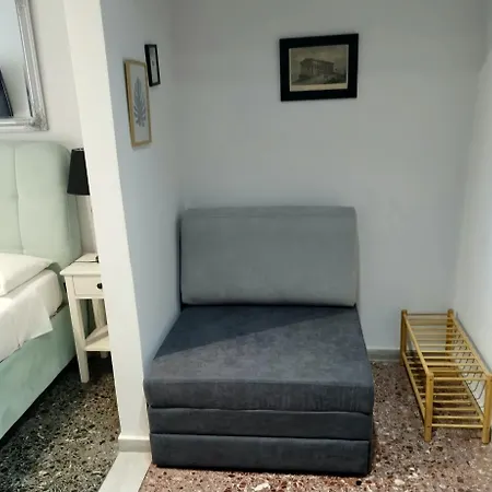 Chic Near Acropolis - Avdi Square * Athen
